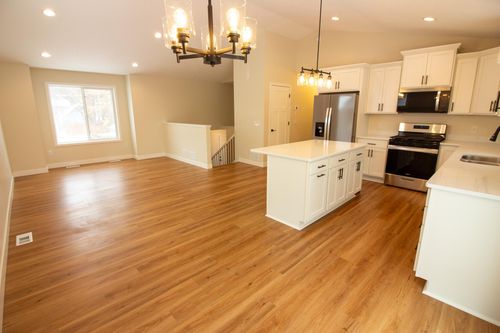 1105 2nd St Se, Faribault, MN, 55021-6465 | Card Image