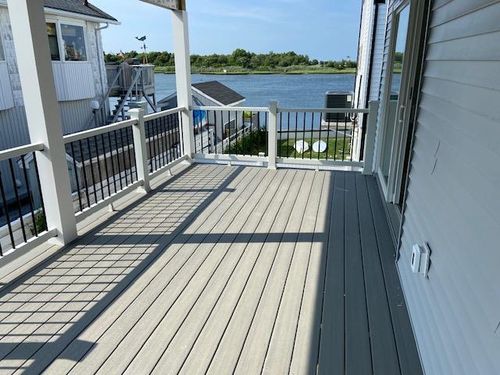 12 Pershing Pl, Island Park, NY, 11558-1407 | Card Image