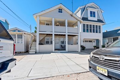 119 1st Avenue, Home with 6 bedrooms, 2 bathrooms and null parking in Manasquan NJ | Image 2