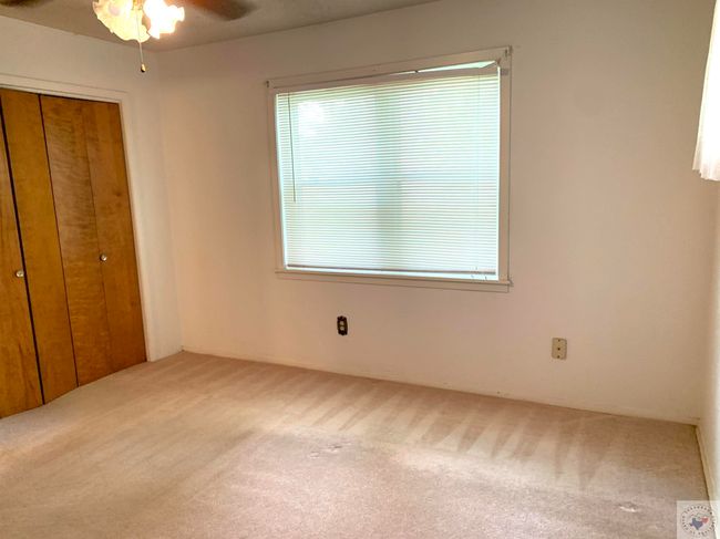 318 W Cypress St, House other with 3 bedrooms, 2 bathrooms and null parking in Bloomburg TX | Image 17