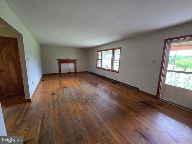 3390 Point Of Rocks Rd, House other with 3 bedrooms, 2 bathrooms and null parking in JEFFERSON MD | Image 10