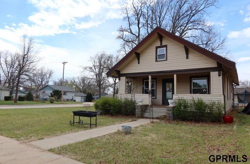 1003 N 14th St, Beatrice, NE, 68310-2450 | Card Image