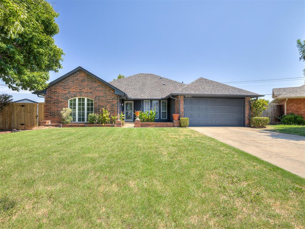 121st St, Oklahoma City, OK 73162