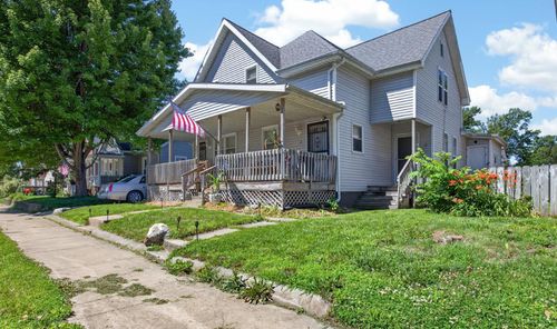903 Low St, Bloomington, IL, 61701-6587 | Card Image