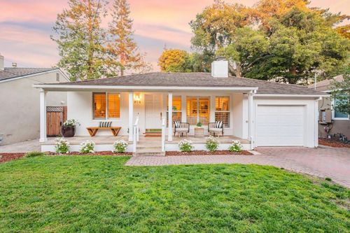 916 Peggy Ln, Menlo Park, CA, 94025-1720 | Card Image