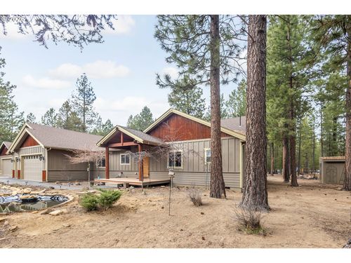 15784 Lava Dr, La Pine, OR, 97739-9908 | Card Image