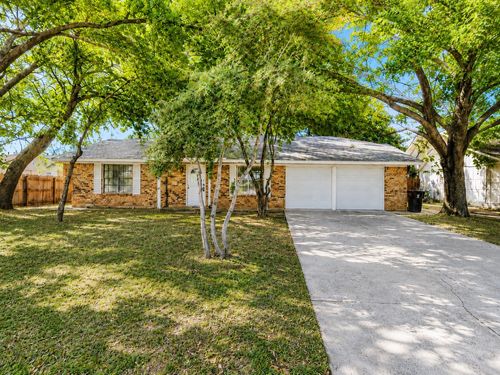 421 Apple Blossom Ln, Hurst, TX, 76053-6408 | Card Image