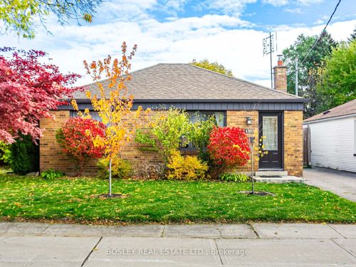 131 Meighen Ave, East York, ON, M4B2H8 | Card Image