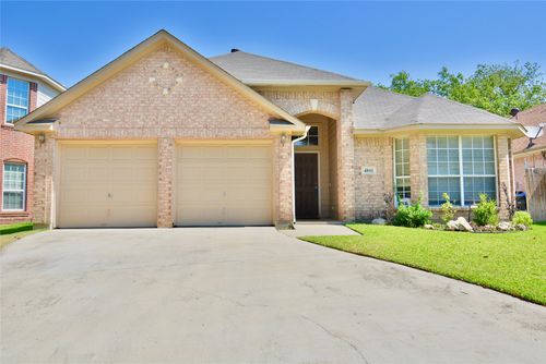 4801 Grant Park Ave, Fort Worth, TX, 76137-5444 | Card Image