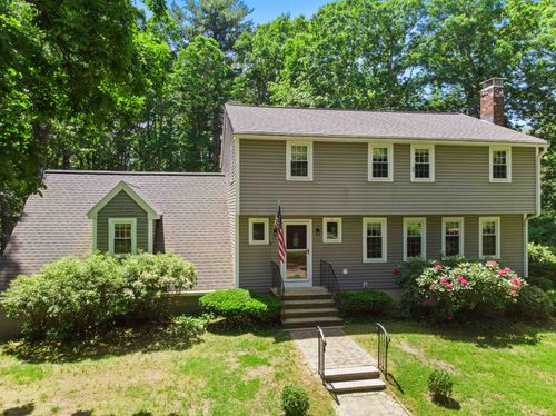 35 Sawyer Rd, Hampstead, NH, 03841-2129 | Card Image