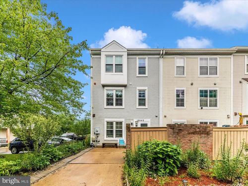 18040 Singing Pine Cir, Montgomery Village, MD, 20886-0449 | Card Image