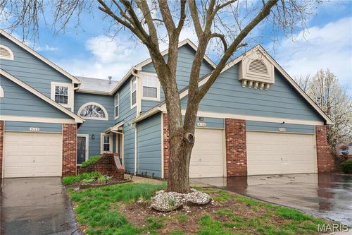 3110 Autumn Shores Dr, Maryland Heights, MO, 63043-4915 | Card Image