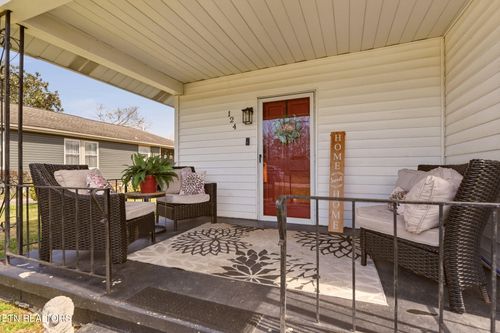 124 E Franklin St, Alcoa, TN, 37701 | Card Image