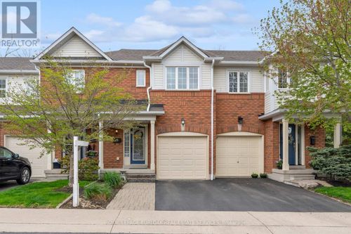 20-710 Spring Gardens Road, Burlington (Bayview), ON, L7T4K7 | Card Image
