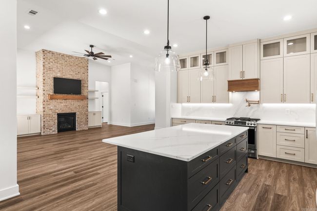 353 Hilltop Dr, House other with 4 bedrooms, 4 bathrooms and null parking in Tumbling Shoals AR | Image 9