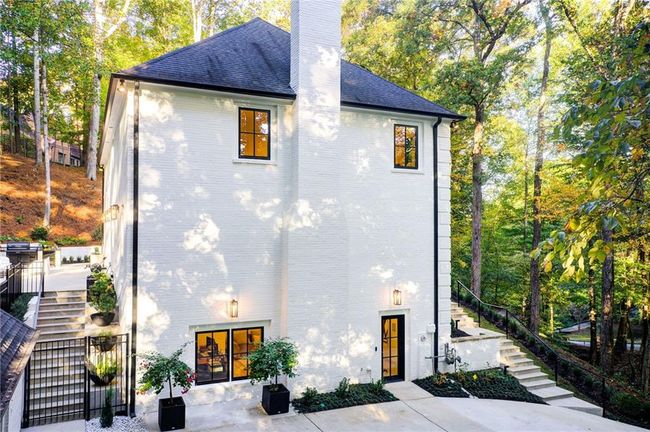 6090 River Chase Cir, House other with 4 bedrooms, 5 bathrooms and 2 parking in Sandy Springs GA | Image 12