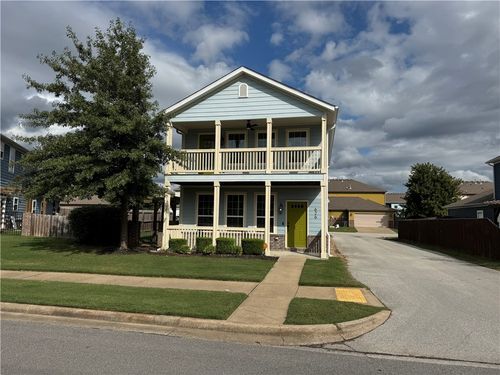 626 N Tennyson Ln, Fayetteville, AR, 72704-7540 | Card Image