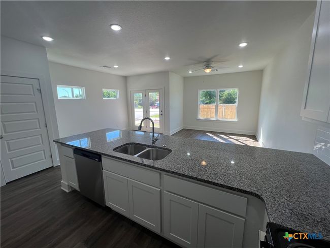 1834 Royal Loop, Townhouse with 3 bedrooms, 3 bathrooms and null parking in Belton TX | Image 6