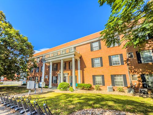 apt-303-379 Highland Ave Sw, Roanoke, VA, 24016-4322 | Card Image