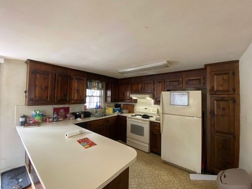 46 Pond Cir, Mashpee, MA, 02649-4905 | Card Image