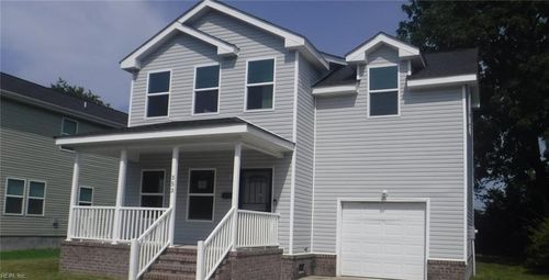 353 Carver Cir, Portsmouth, VA, 23701-3005 | Card Image
