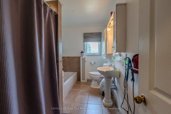 240 Cache Bay Rd, House other with 2 bedrooms, 1 bathrooms and 8 parking in Sturgeon Falls ON | Image 18