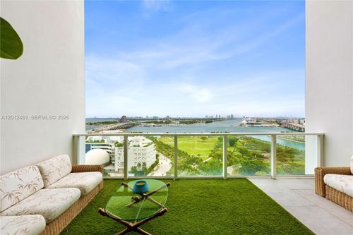 1602-1040 Biscayne Blvd, MIAMI, FL, 33132-1706 | Card Image