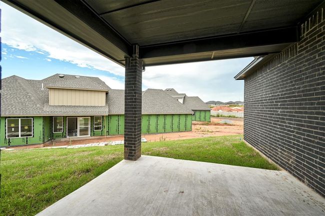 6016 Kinnick Dr, House other with 4 bedrooms, 2 bathrooms and null parking in Edmond OK | Image 39
