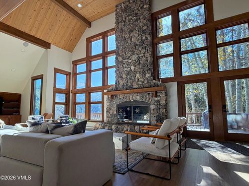 377 Holden Rd, Beaver Creek, CO, 81620 | Card Image