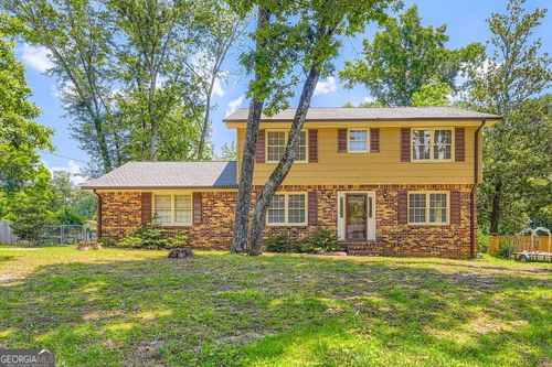 510 Oroarke Dr, Stone Mountain, GA, 30088-1415 | Card Image