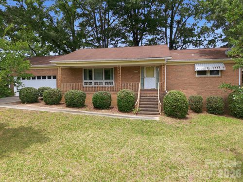 607 Ebenezer Rd, Kannapolis, NC, 28083-9179 | Card Image
