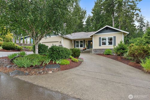 321 E E Fairway Dr, Allyn, WA, 98524-9780 | Card Image