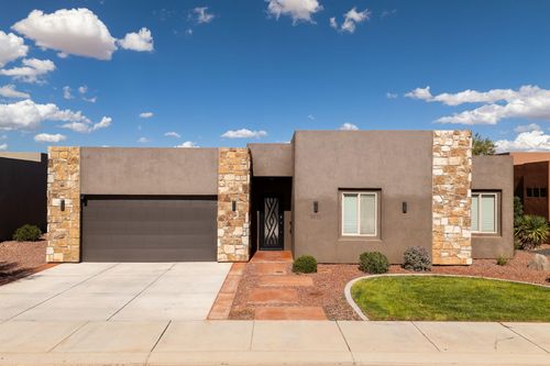 3271 Retreat Dr, Hurricane, UT, 84737-7778 | Card Image