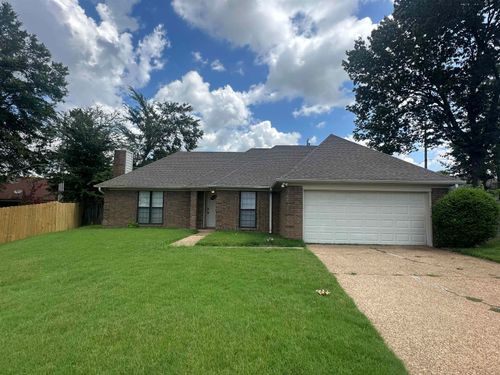7330 Schilling Cv E, Memphis, TN, 38125-6500 | Card Image