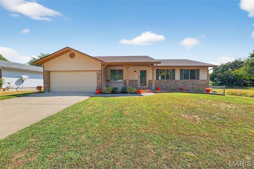 15520 97th Ave, Florissant, MO, 63034-2159 | Card Image