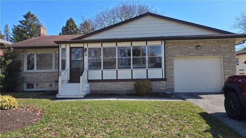 35 Bradley Dr, Kitchener, ON, N2A1K3 | Card Image