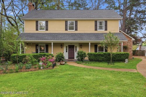 215 Comstock Ln, Madison, MS, 39110-9772 | Card Image