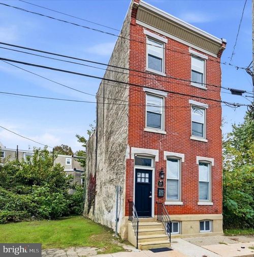 2015 N Lambert St, PHILADELPHIA, PA, 19121-1411 | Card Image