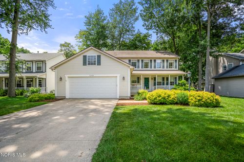 1246 Tricia Ct, Perrysburg, OH, 43551-1195 | Card Image