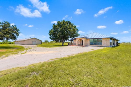 166 Lower Seguin Rd, Marion, TX, 78124-4049 | Card Image