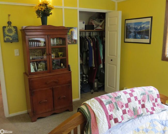 181 Center Point Dr, Home with 3 bedrooms, 2 bathrooms and 5 parking in Montezuma IA | Image 26