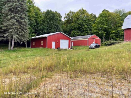 10760 S Winn Rd, Shepherd, MI, 48883-9543 | Card Image