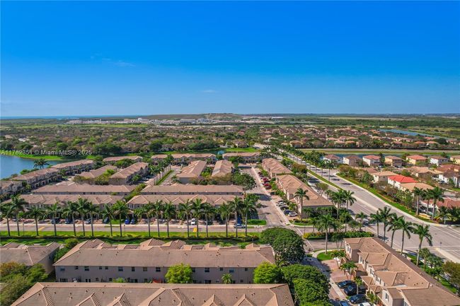 9369 Sw 221 St St, Townhouse with 2 bedrooms, 3 bathrooms and null parking in Cutler Bay FL | Image 46