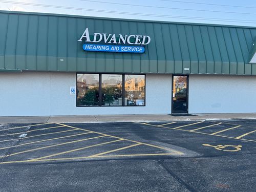 1550 52nd Ave, Moline, IL, 61265-7049 | Card Image