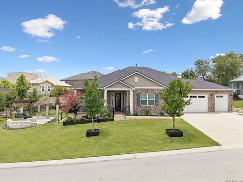 117 Dashing Sycamore St, San Marcos, TX, 78666-3749 | Card Image