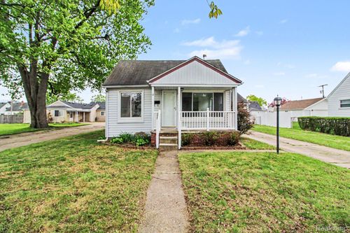 28629 Rush St, Garden City, MI, 48135-2137 | Card Image