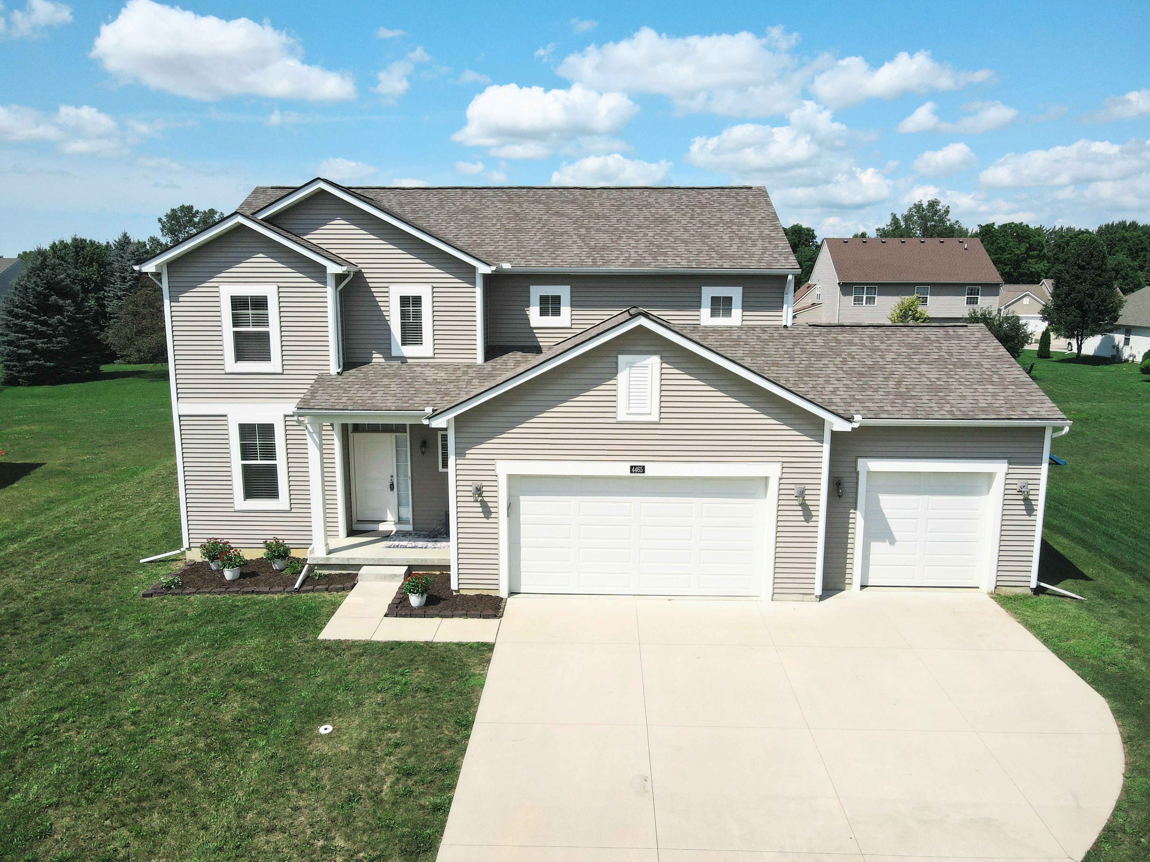 Daniel Dr, Grand Blanc, MI 48439