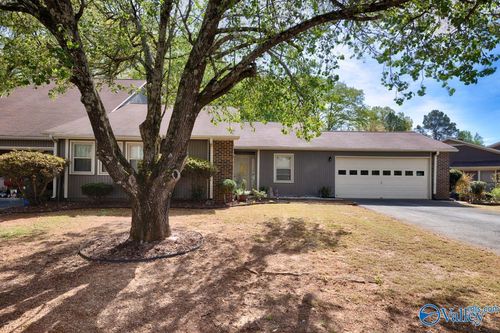 300 Autumn Ln, Madison, AL, 35758-1948 | Card Image