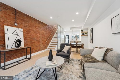 1019 Ellsworth St, PHILADELPHIA, PA, 19147-4637 | Card Image