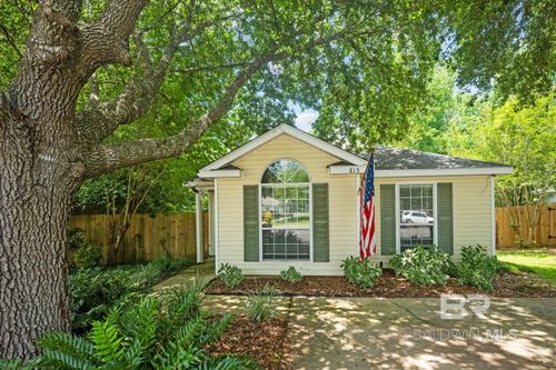 815 Crystal Wells Ct S, Fairhope, AL, 36532-3888 | Card Image